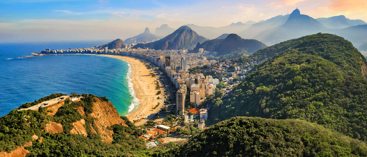 Long-distance up-flank oil migration offshore Brazil