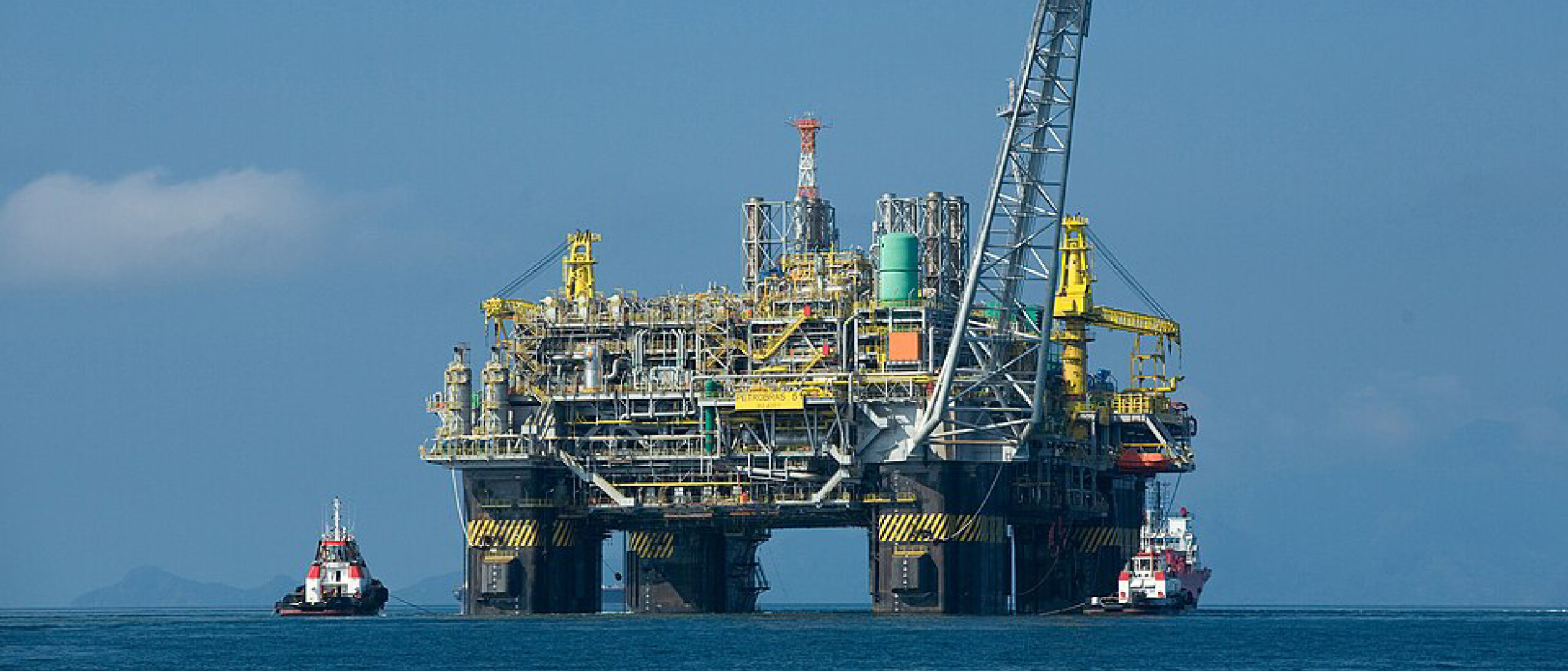 Decommissioning and discovering at the same time